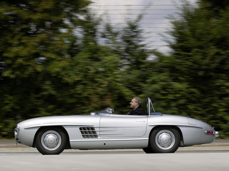  Mercedes-Benz 300 SLS 1957 года  (фото 4 из 5)